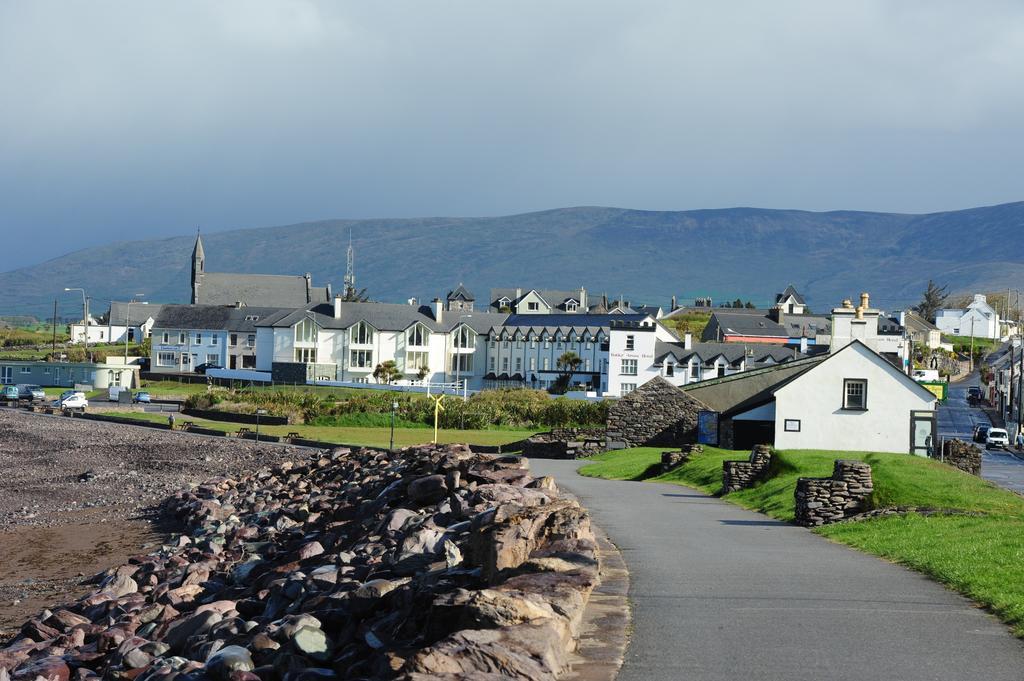 Butler Arms Hotel Waterville Exterior photo