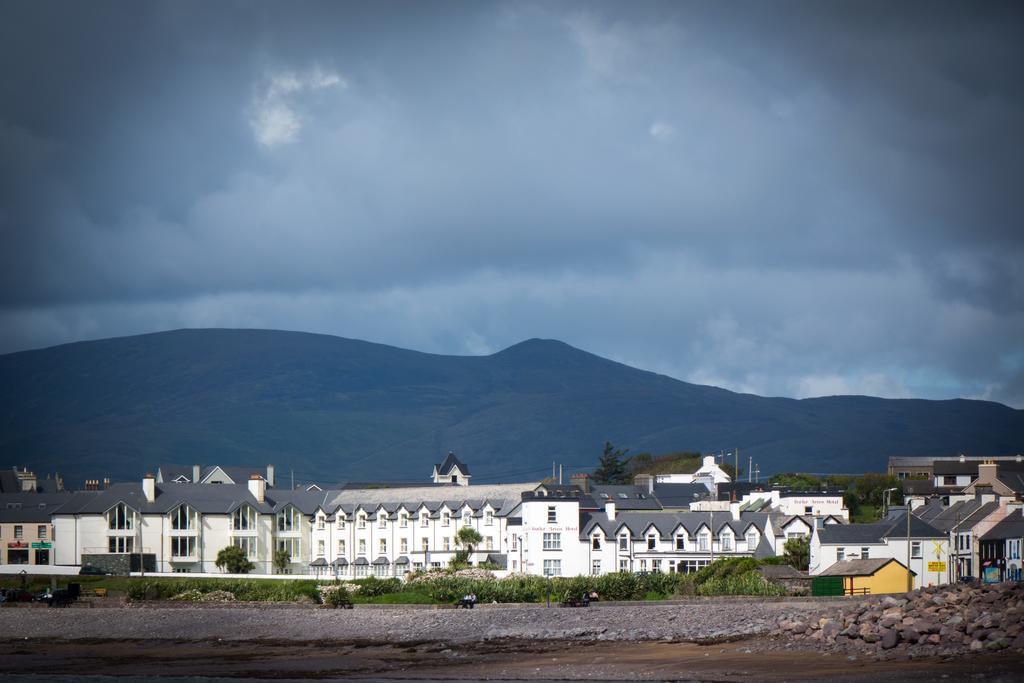 Butler Arms Hotel Waterville Exterior photo